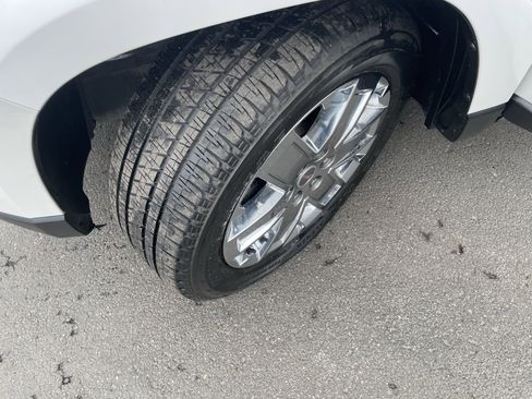 Used 2017 GMC Acadia Limited SLT image 10