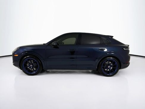 Certified 2026 Porsche Cayenne GTS AWD/4WD image 2
