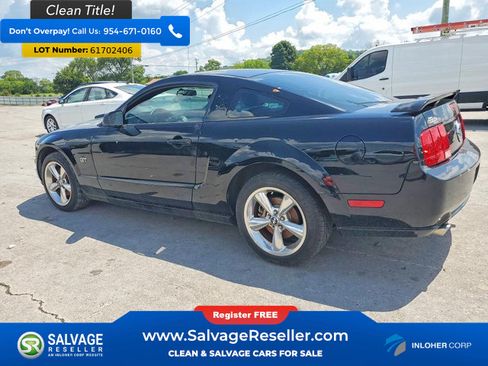 Used 2007 Ford Mustang GT RWD image 3