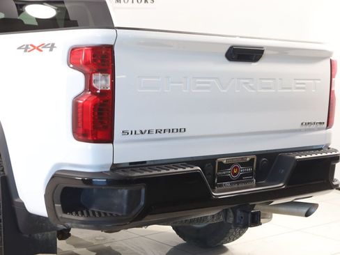 Used 2024 Chevrolet Silverado 2500 Custom AWD/4WD image 21