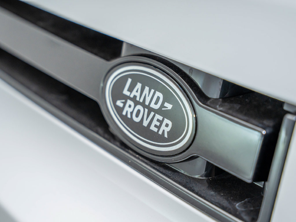 New 2026 Land Rover Defender 130 S AWD/4WD image 3