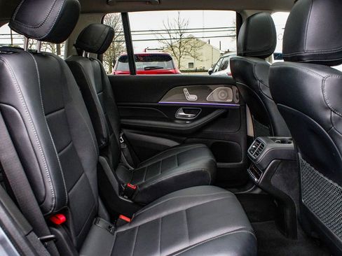 Used 2022 Mercedes-Benz GLS 450 4MATIC image 42