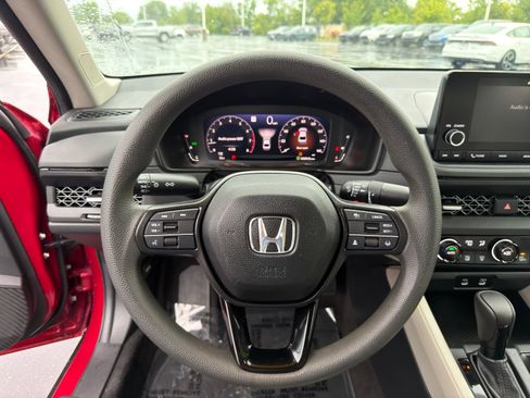 Used 2024 Honda Accord EX image 15