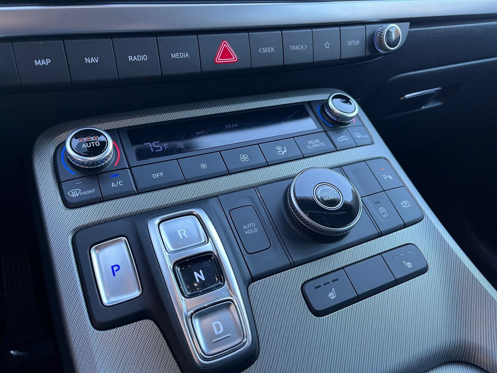 Used 2025 Hyundai Palisade SEL FWD image 44