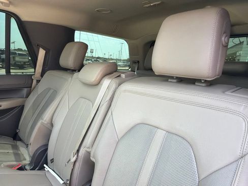 Used 2020 Ford Expedition Limited w/ Equipment Group 302A RWD image 9