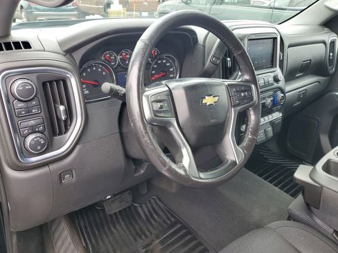 Certified 2022 Chevrolet Silverado 1500 LT image 8