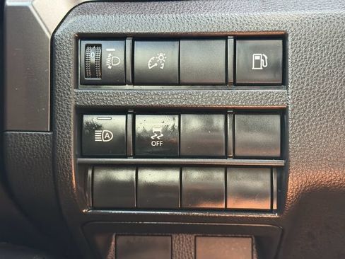 Used 2025 Toyota 4Runner SR5 AWD/4WD image 26