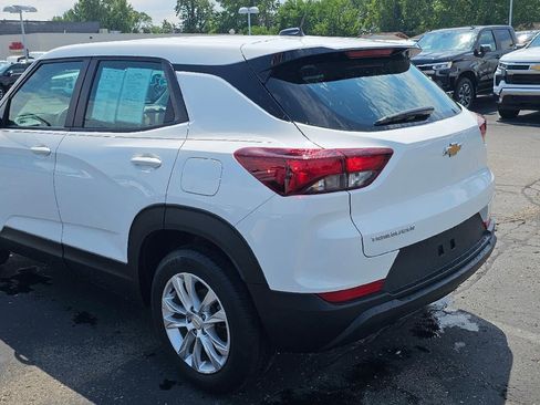 Used 2023 Chevrolet TrailBlazer LS FWD image 5
