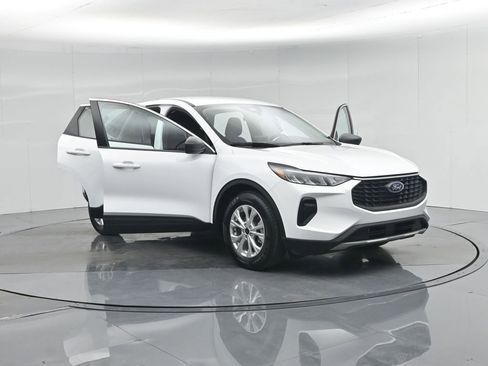 Used 2024 Ford Escape Active image 5