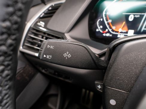 Used 2021 BMW X5 sDrive40i image 32