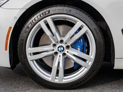 Used 2018 BMW 750i xDrive image 17