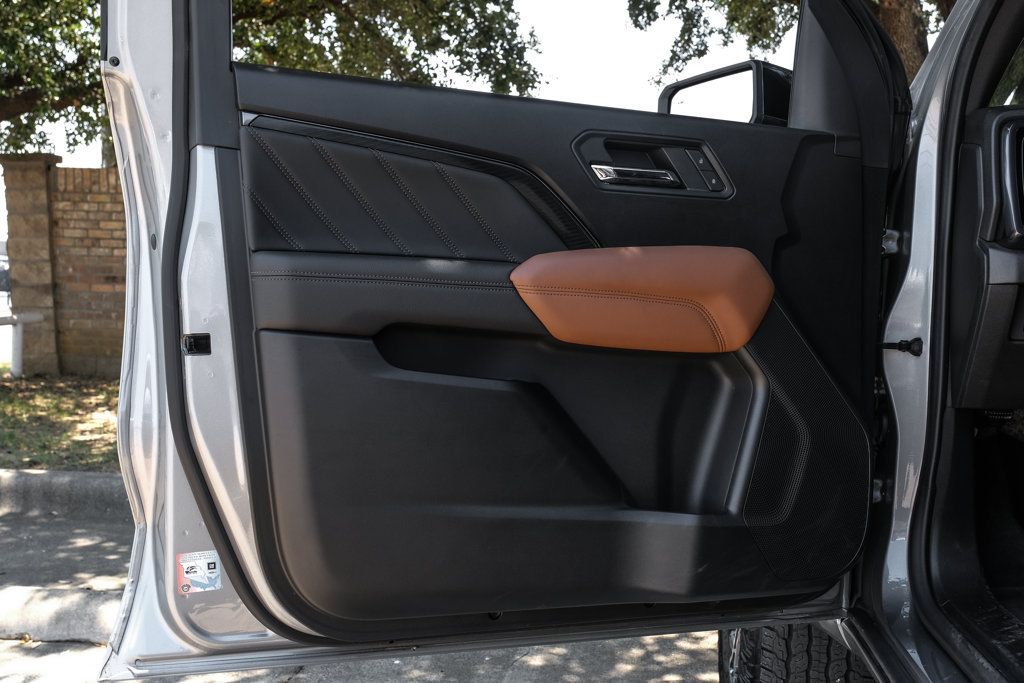 Used 2023 GMC Canyon AT4 w/ Canyon Safety Plus Package AWD/4WD image 57