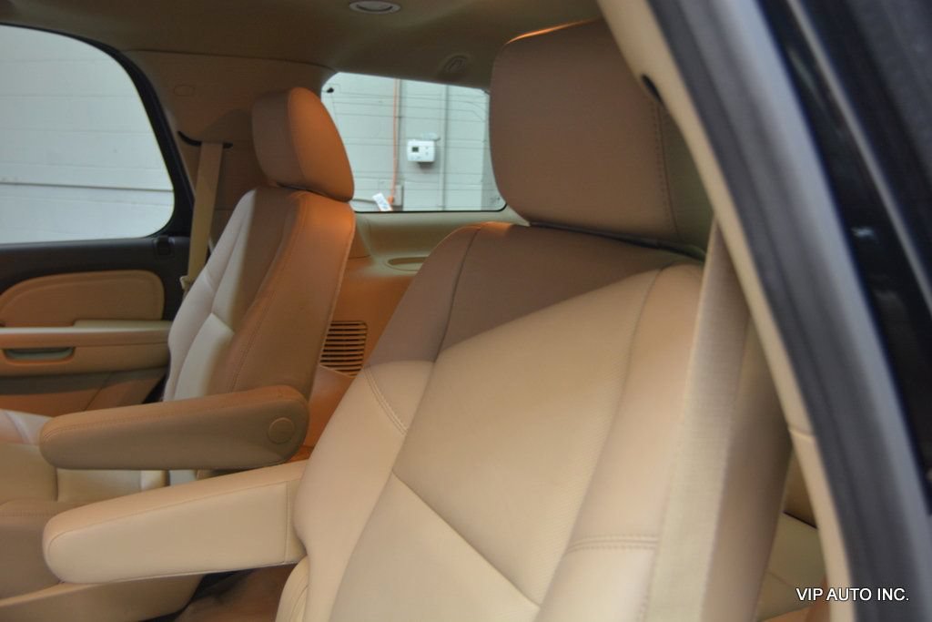 Used 2013 GMC Yukon Denali AWD/4WD image 35