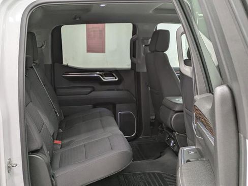 Used 2023 GMC Sierra 1500 SLE AWD/4WD image 24