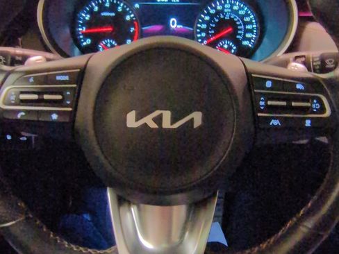 Certified 2023 Kia Stinger GT2 w/ Option Group 020 AWD/4WD image 19