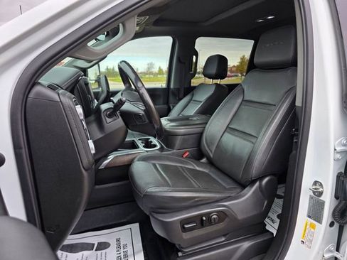 Used 2021 GMC Sierra 3500 Denali w/ Denali Ultimate Package image 6