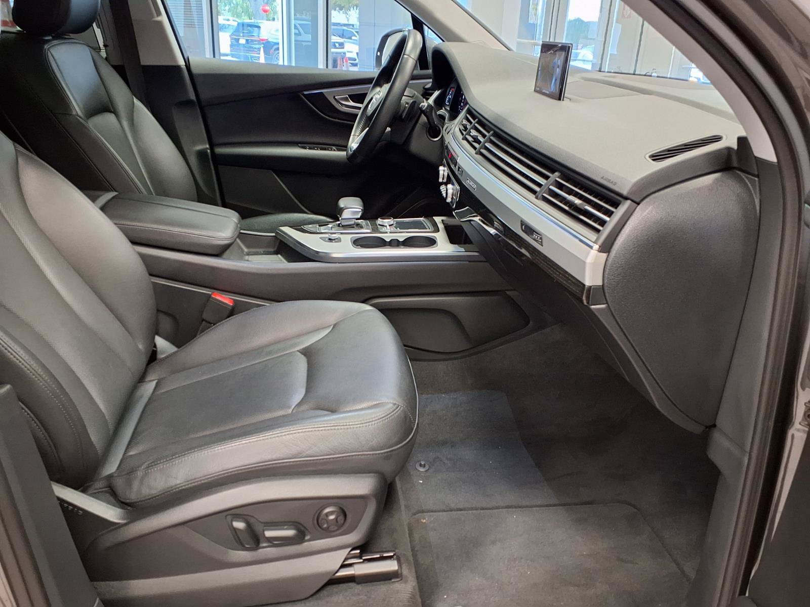 Used 2019 Audi Q7 2.0T Premium Plus w/ Premium Plus Package AWD/4WD image 10