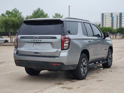 Used 2024 Chevrolet Tahoe Z71 w/ Luxury Package image 5