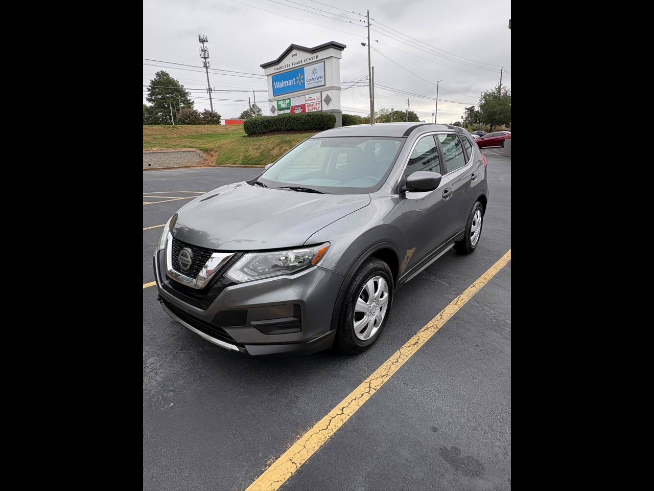 Used 2018 Nissan Rogue S FWD image 1
