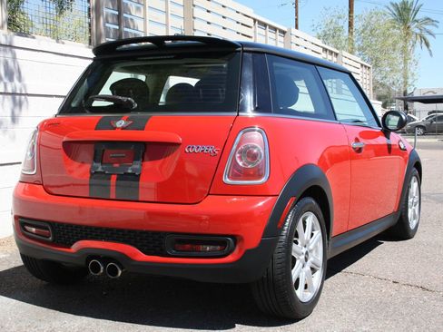 Used 2013 MINI Cooper S image 4
