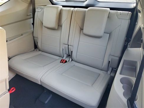 Used 2022 Volkswagen Atlas SE image 12