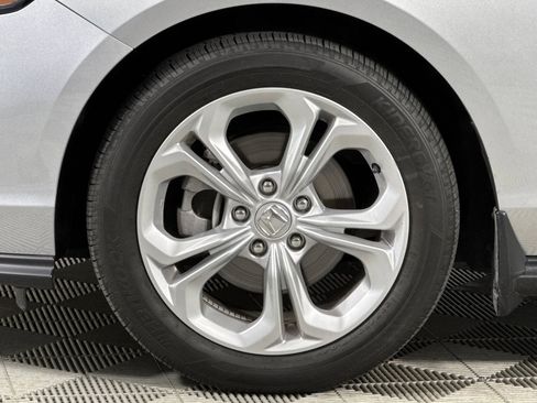 Used 2024 Honda Accord LX image 11