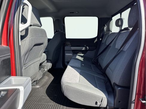 New 2026 Ford F350 XLT w/ XLT Premium Package AWD/4WD image 10