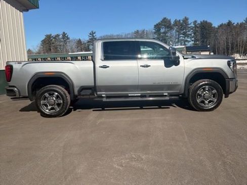 New 2026 GMC Sierra 2500 SLT w/ SLT Premium Package image 6