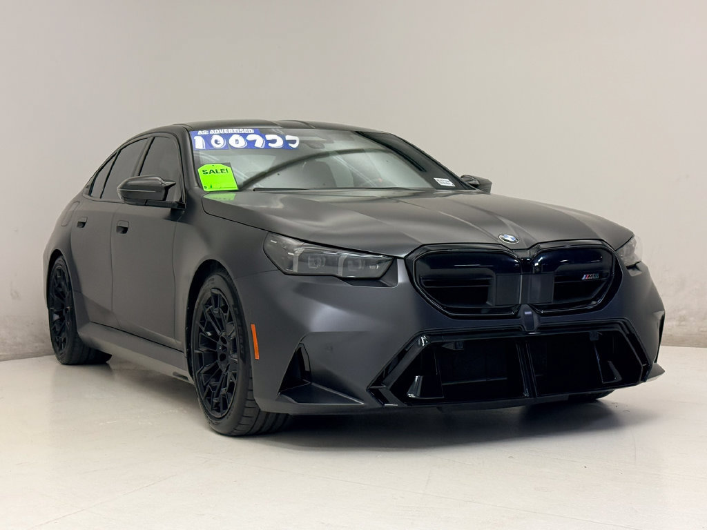 Used 2025 BMW M5 w/ Carbon Package AWD/4WD image 4