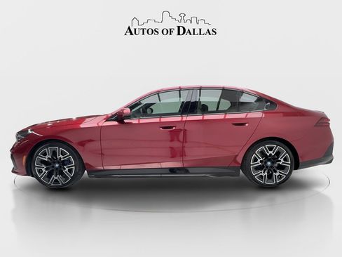 Used 2025 BMW i5 eDrive40i w/ M Sport Package RWD image 5