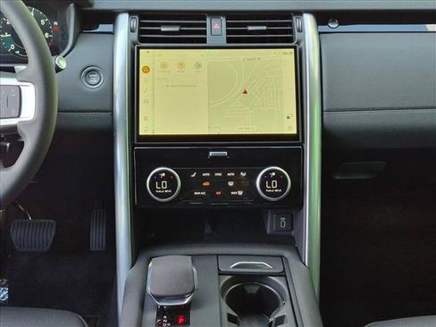 New 2026 Land Rover Discovery S AWD/4WD image 11