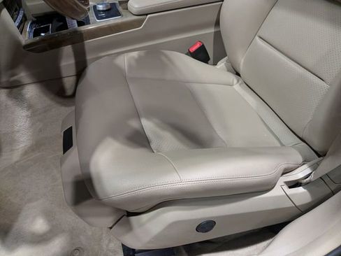 Used 2011 Mercedes-Benz E 350 4MATIC Wagon image 24
