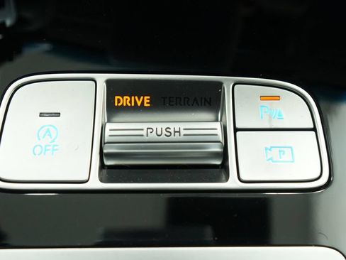 New 2026 Genesis GV70 2.5T AWD/4WD image 32