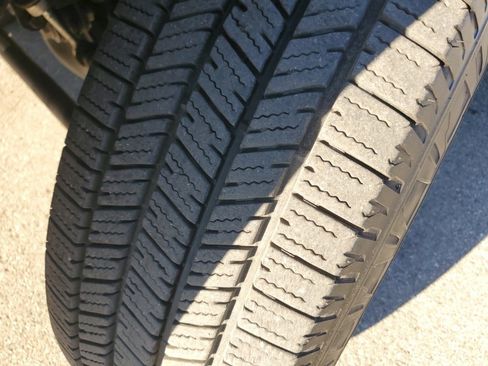 Used 2024 RAM 2500 Big Horn w/ Bed Utility Group image 34