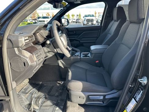 Certified 2025 Toyota 4Runner SR5 image 12