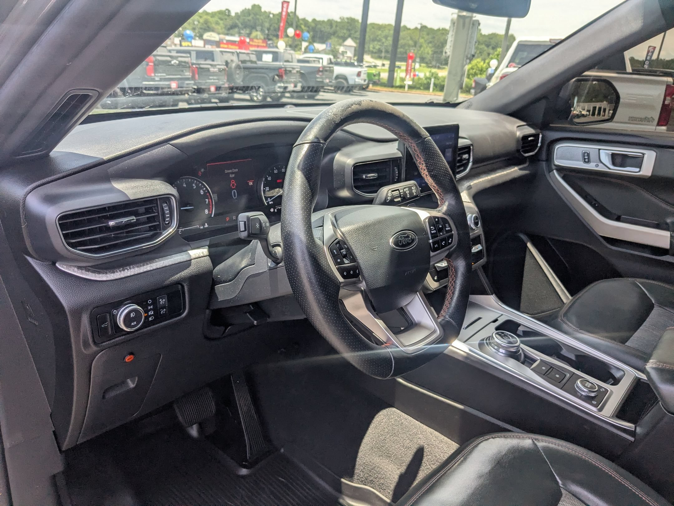 Used 2022 Ford Explorer Timberline w/ Timberline Technology Package AWD/4WD image 13