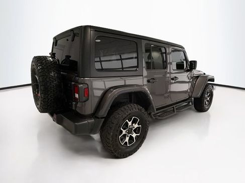 Used 2022 Jeep Wrangler Unlimited Rubicon w/ Cold Weather Group AWD/4WD image 7