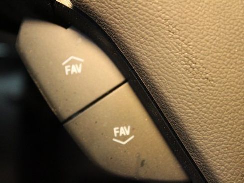 Used 2023 Chevrolet Camaro LT image 19