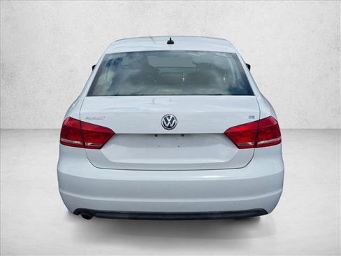 Used 2013 Volkswagen Passat 2.5 SE FWD image 6