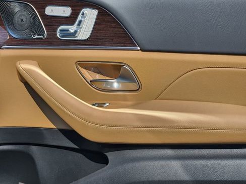 New 2026 Mercedes-Benz GLE 450 4MATIC image 18