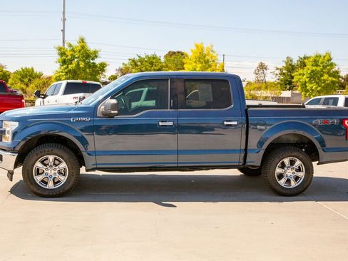 Used 2017 Ford F150 XLT w/ Equipment Group 302A Luxury AWD/4WD image 8