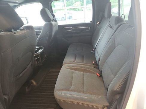 Used 2019 RAM 1500 Big Horn AWD/4WD image 5