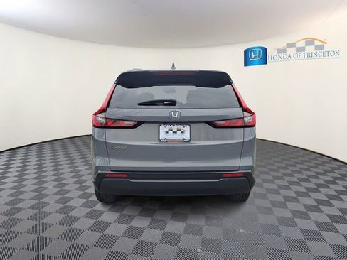 Used 2024 Honda CR-V EX image 5