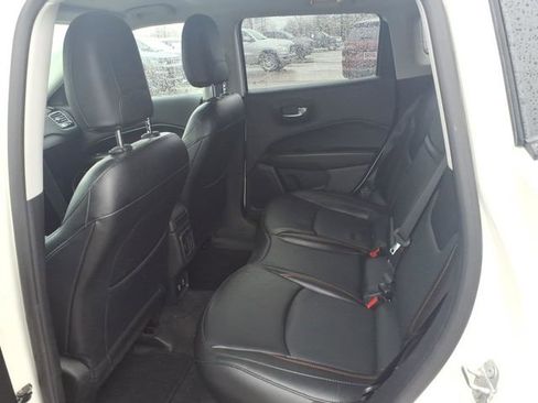 Used 2019 Jeep Compass Limited AWD/4WD image 6