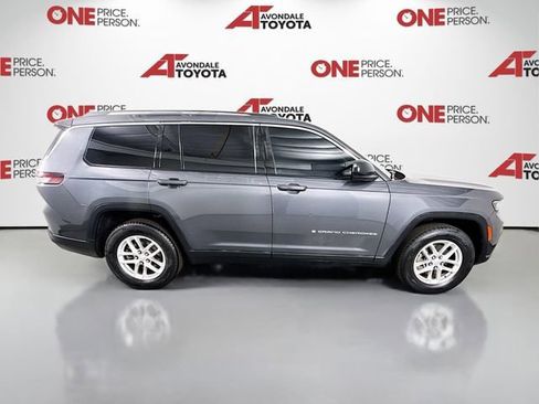 Used 2022 Jeep Grand Cherokee L Laredo w/ Luxury Tech Group I AWD/4WD image 8