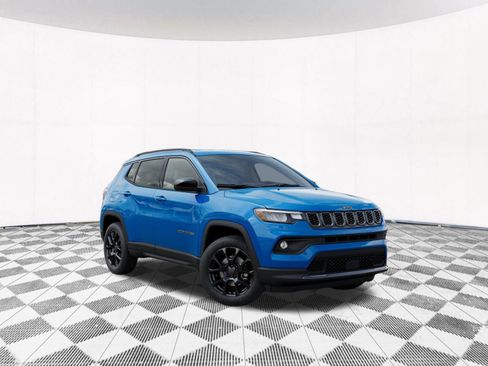 New 2026 Jeep Compass Latitude image 8
