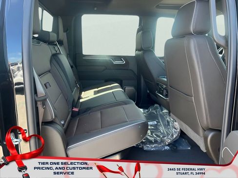 New 2025 GMC Sierra 2500 Denali w/ Denali Reserve Package image 32
