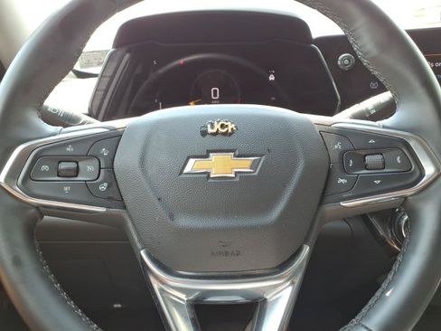 Used 2025 Chevrolet Trax LT w/ Driver Confidence Package FWD image 31