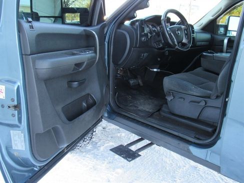 Used 2007 Chevrolet Silverado 2500 LT w/ 1LT Convenience Package image 13