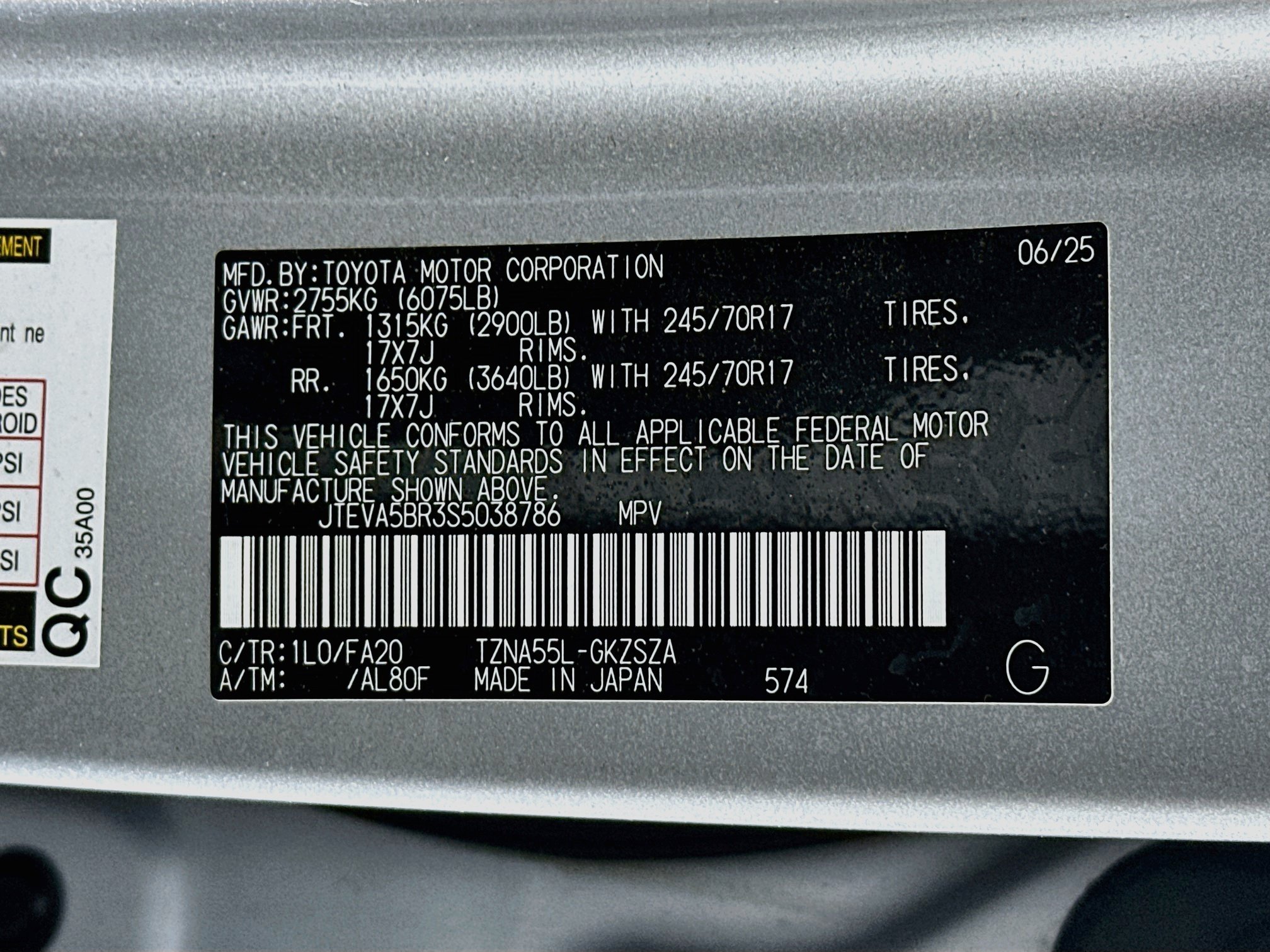 Used 2025 Toyota 4Runner SR5 AWD/4WD image 12